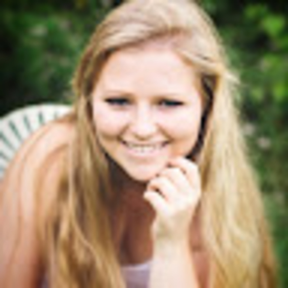 Meet your Posher, Olivia